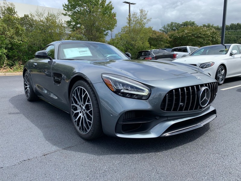 Mercedes benz gt coupe